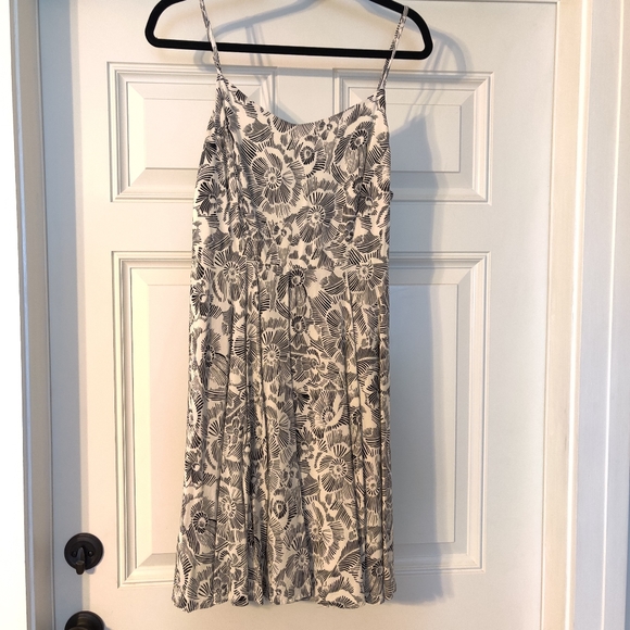 Old Navy Dresses & Skirts - Old navy Dress size Large